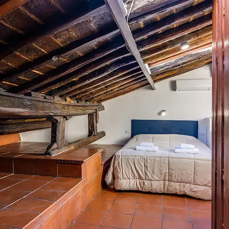 Apartment Borgo Pio Experience *